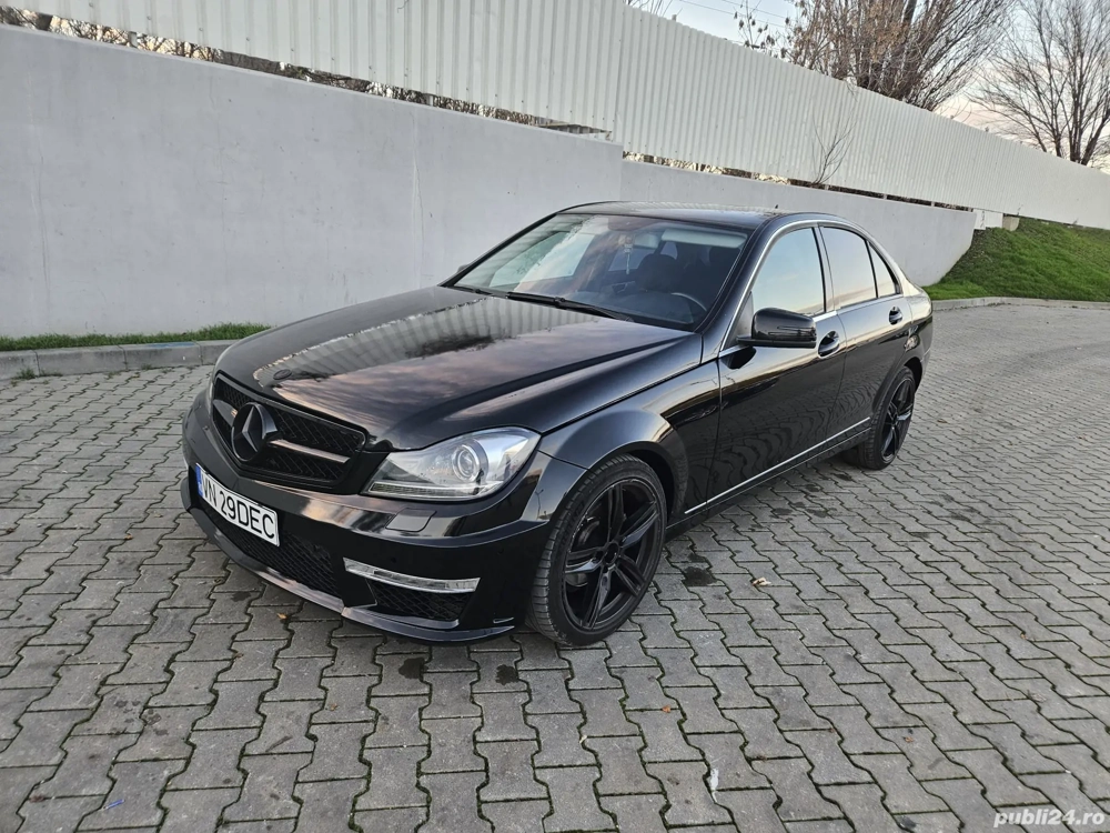 Proprietara, vand mercedes c200