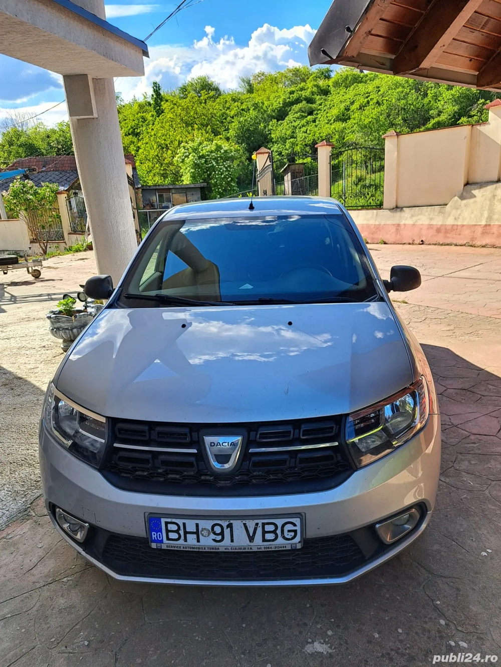 vand Dacia Logan 2017 - 93.000 km benzina