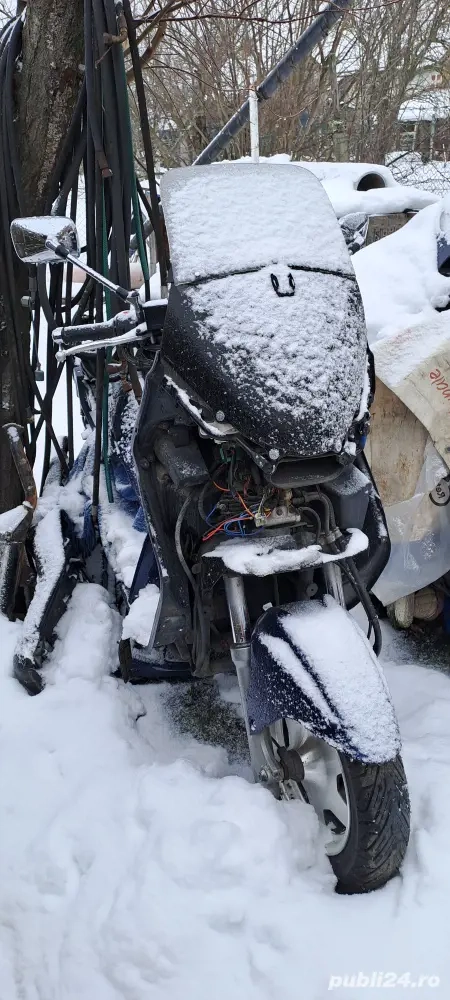 dezmembrez suzuki burgman 400