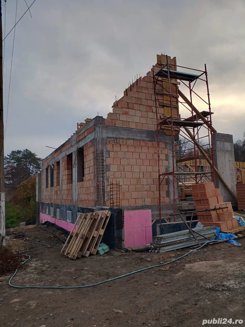 Executama case la cheie