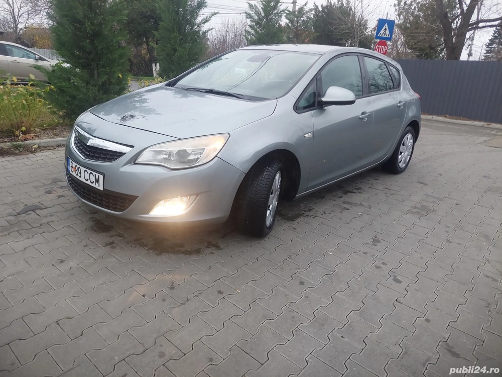 Opel astra j 