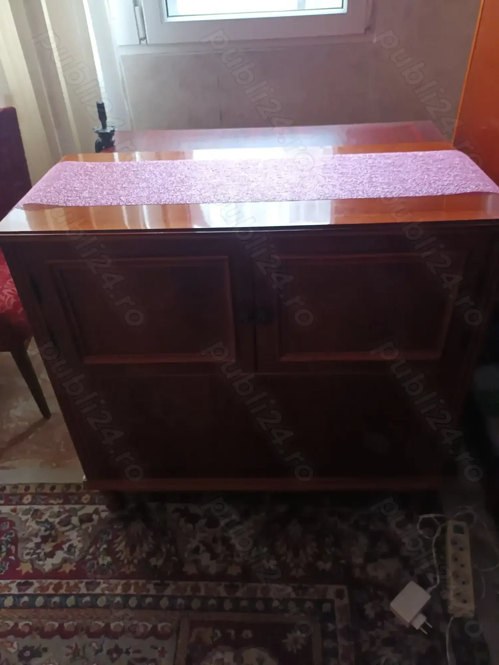 Comoda TV din pal furniruit