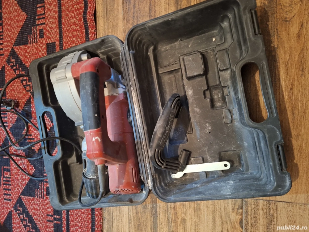 Masina de frezat Einhell 