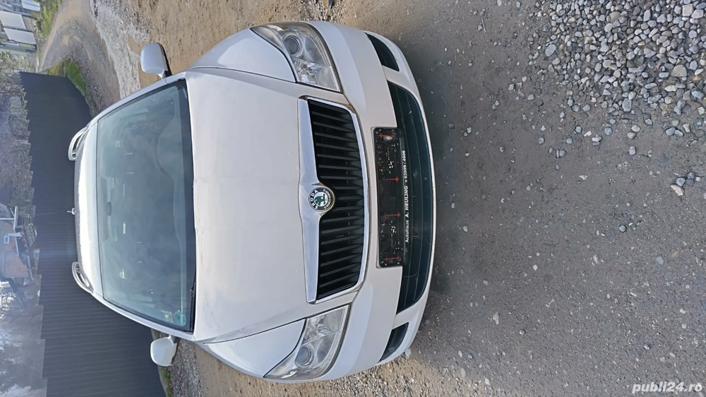 Vând Skoda Octavia 2
