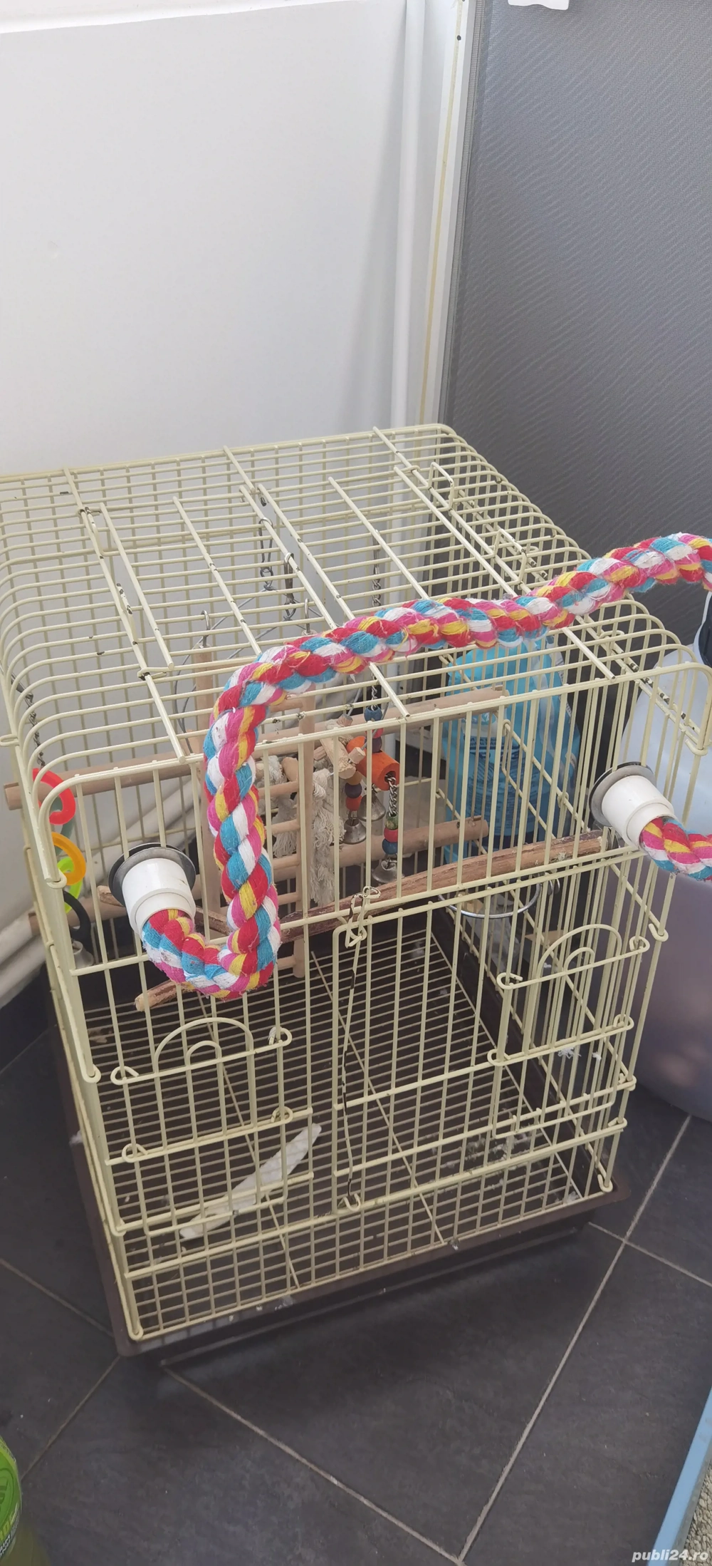 Cușcă pentru papagal 