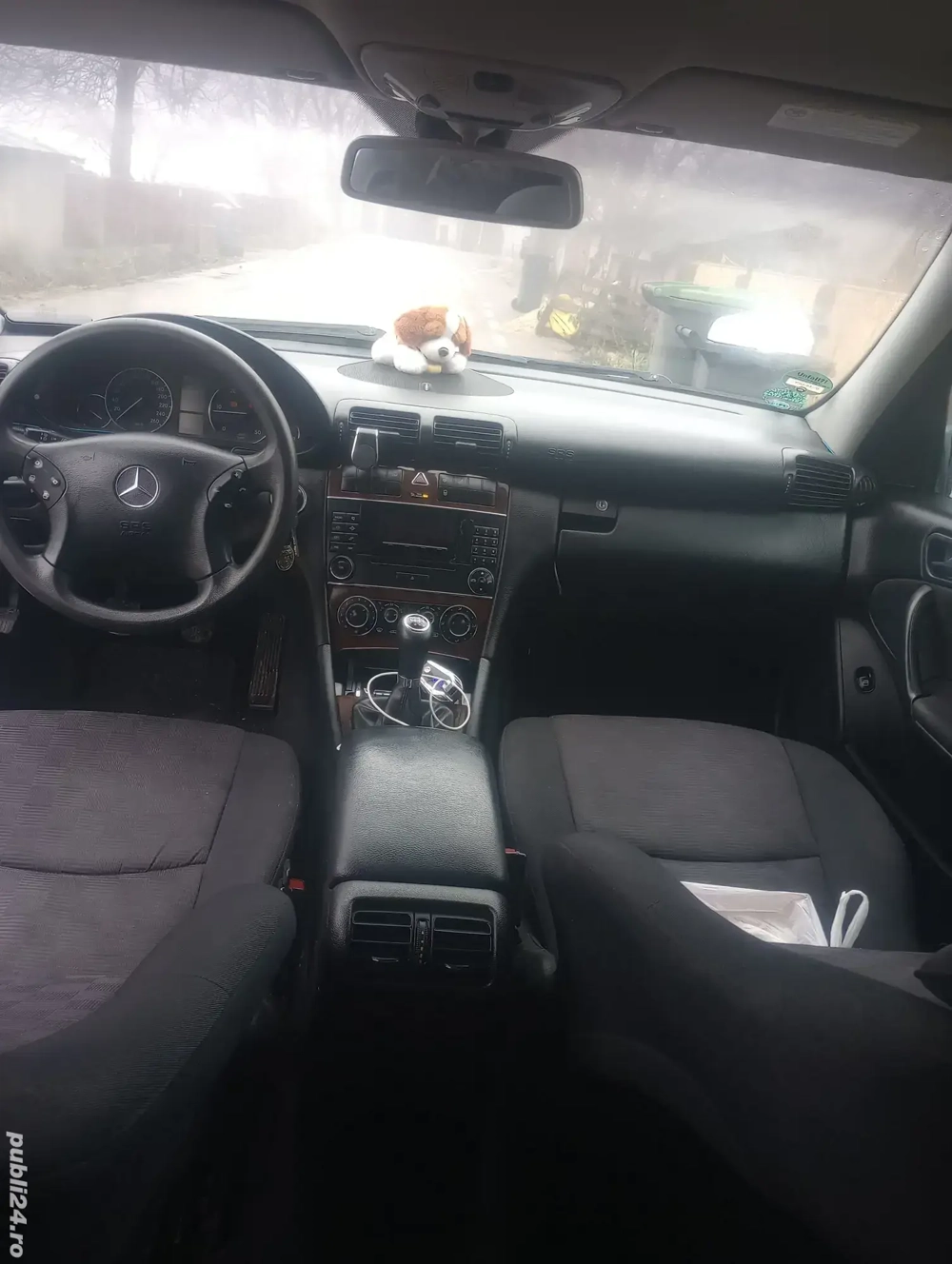 Vînd Mercedes clasic w203