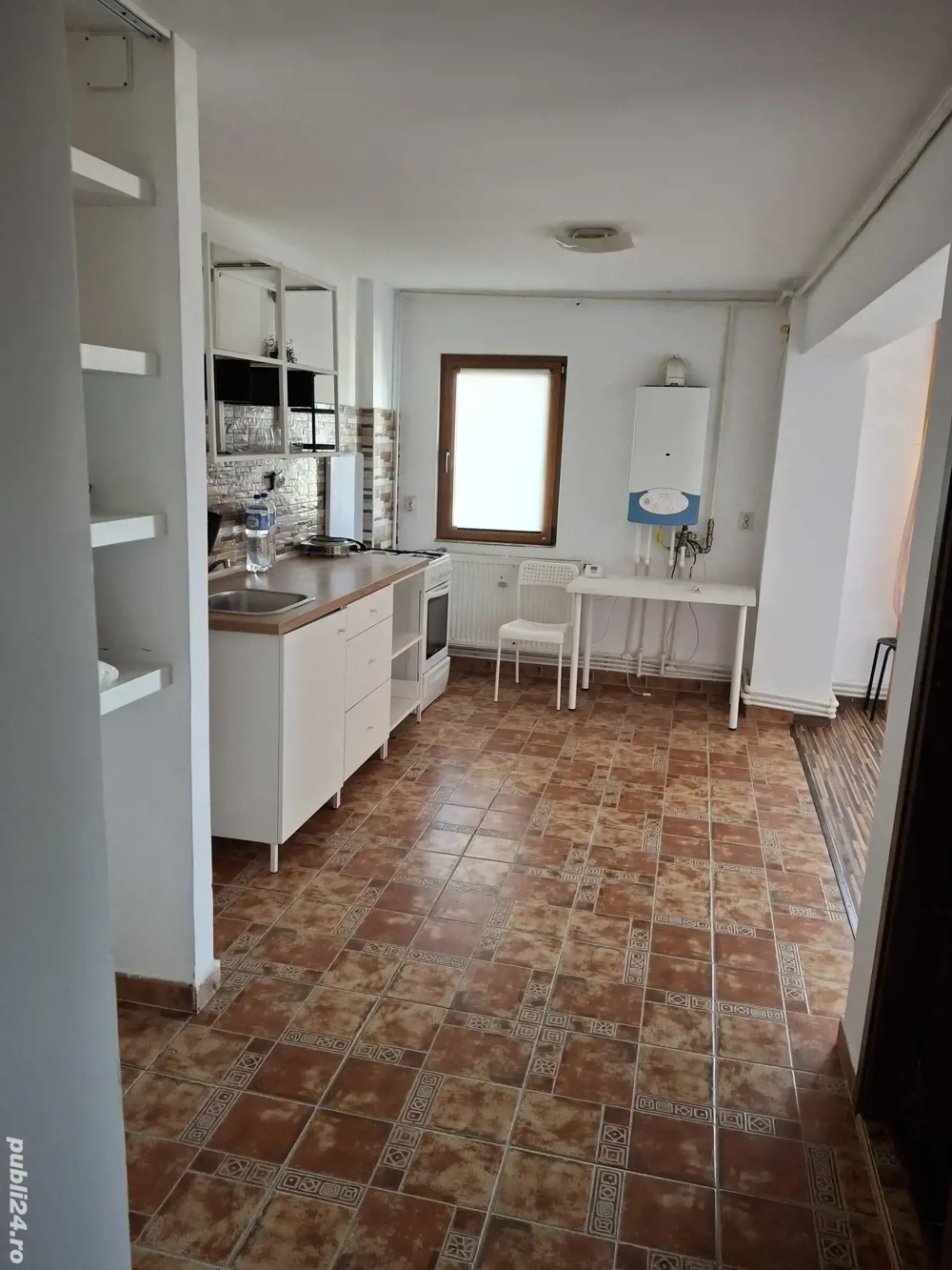 Garsoniera regim hotelier