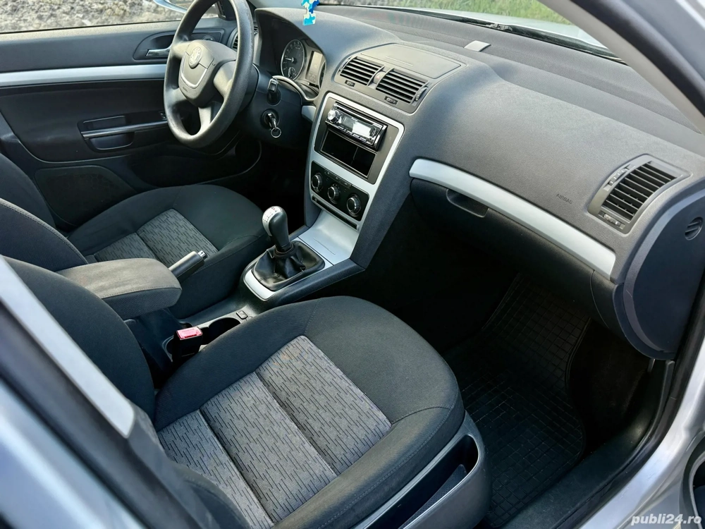 vând Skoda Octavia 4 x4 an 2009