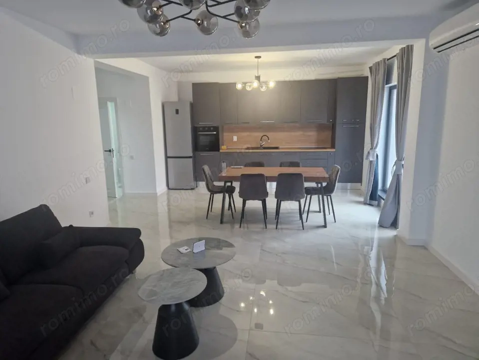 Apartament 3 camere, 87 mp, zona Damila
