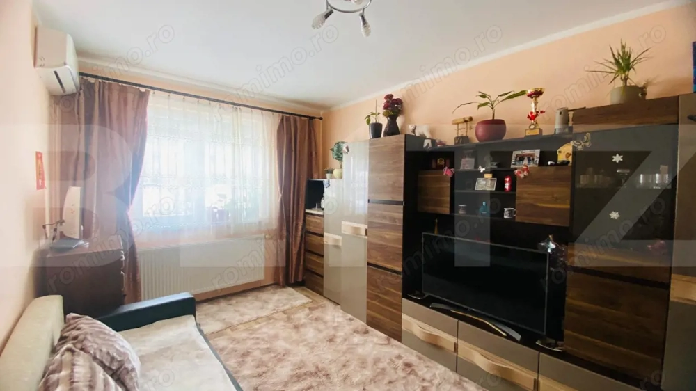 Apartment 3 camere parter langa scoala Giroc