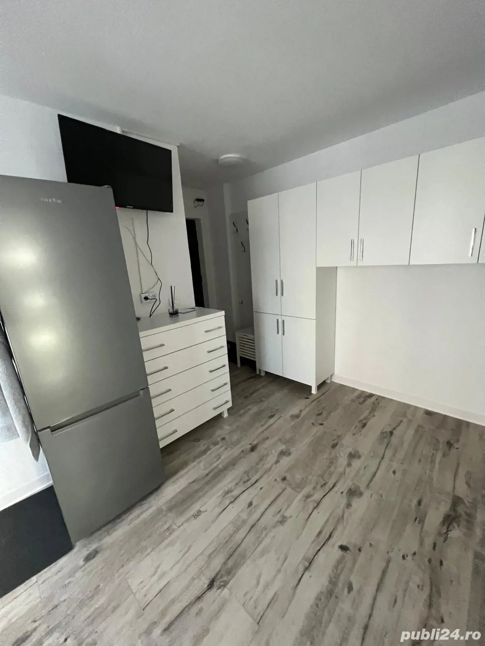 Șagului-Turist - Shopping City-LUX-la PRIMA închiriere,280 E