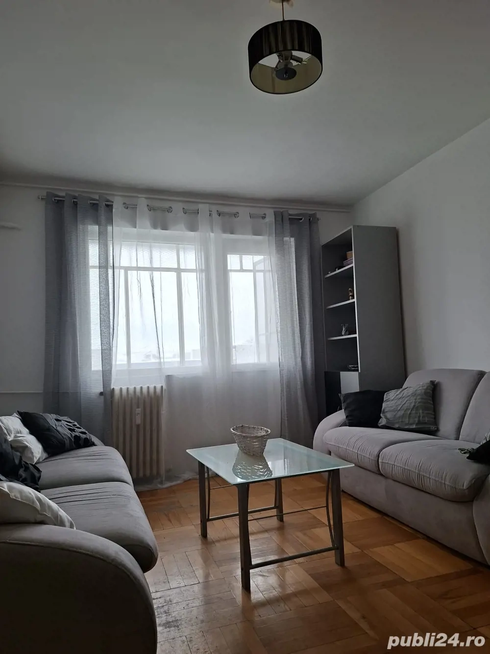 Inchiriez ap.2 camere, aproape de Boul Rosu-Romanilor