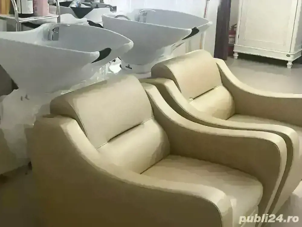 Vând echipamente si mobilier salon 