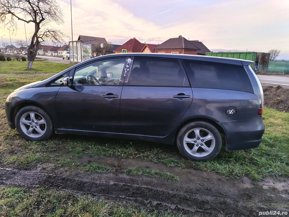 Vând Mitsubishi Grandis 2.0 2006 6 locuri 337 km
