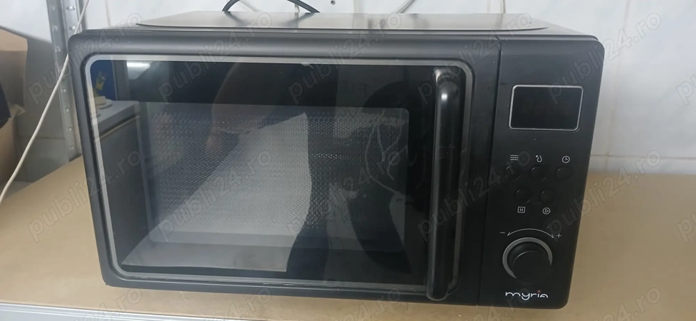 Cuptor microunde Myria 