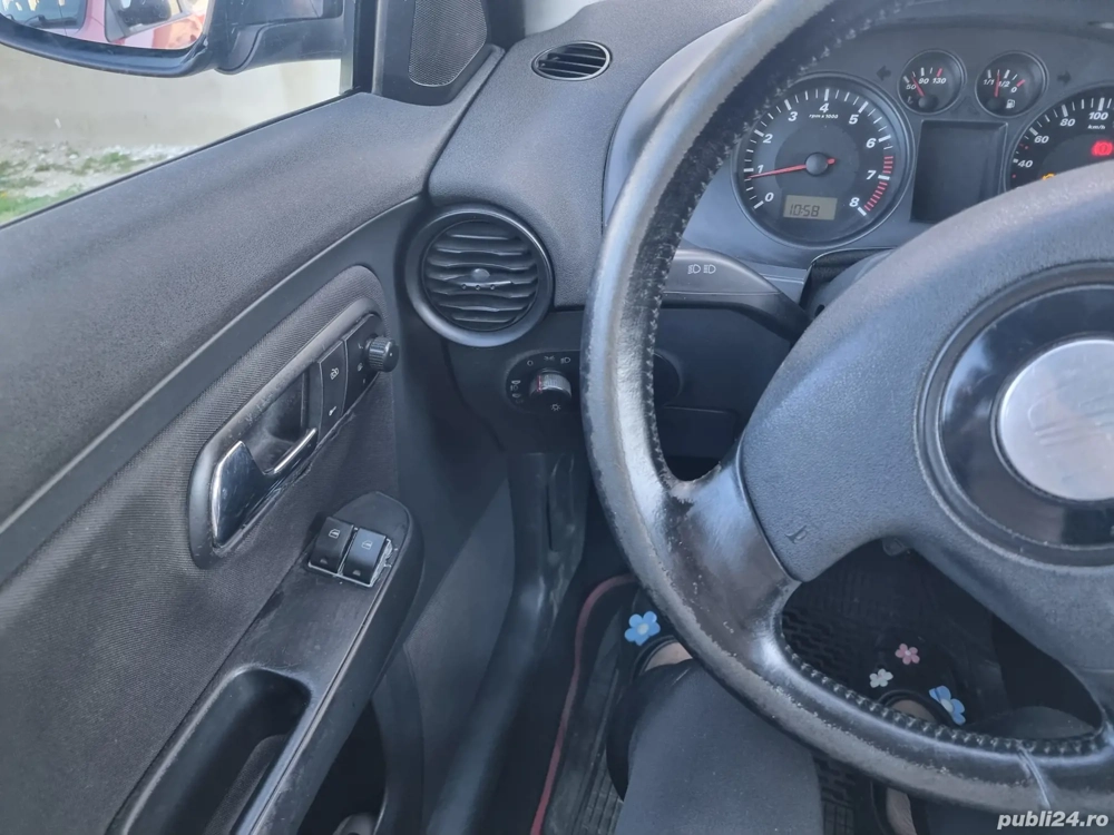Vand Seat ibiza 2004