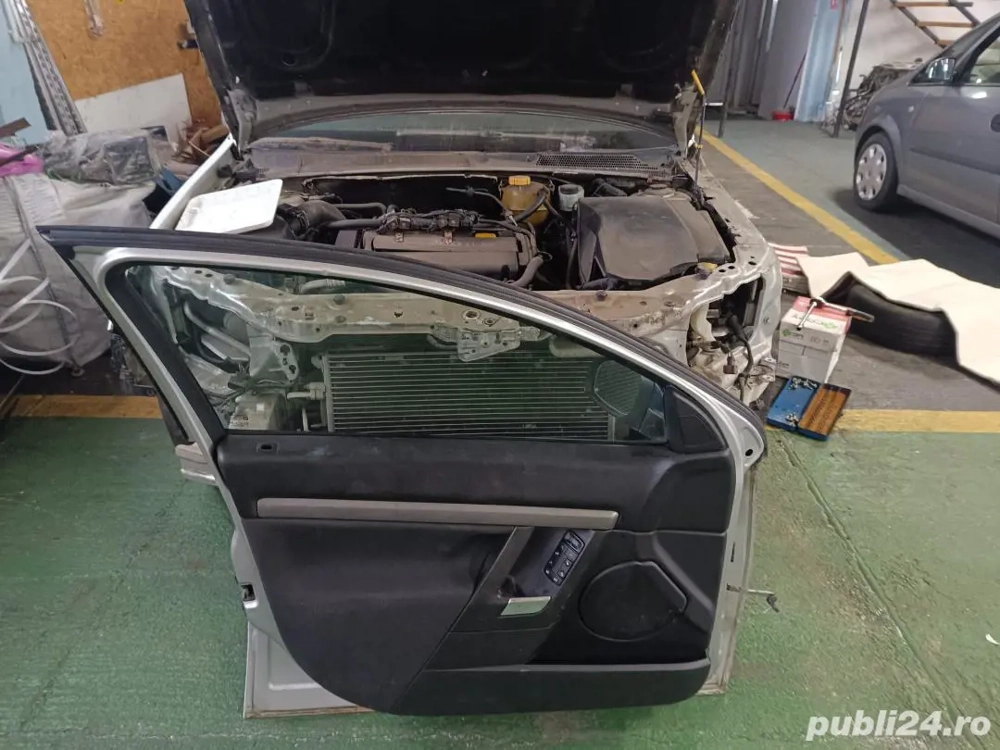 Vand usi OPEL VECTRA CARAVAN, an fabricatie 2008