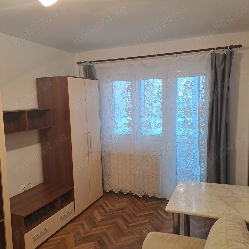 Inchiriez garsoniera confort 1