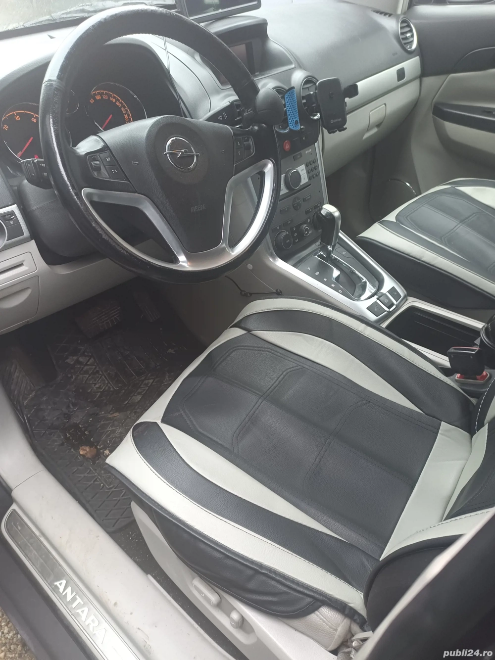 Vând SUV 2.2 CDTI 4x4 2014 cu carte service la reprezentanta completa