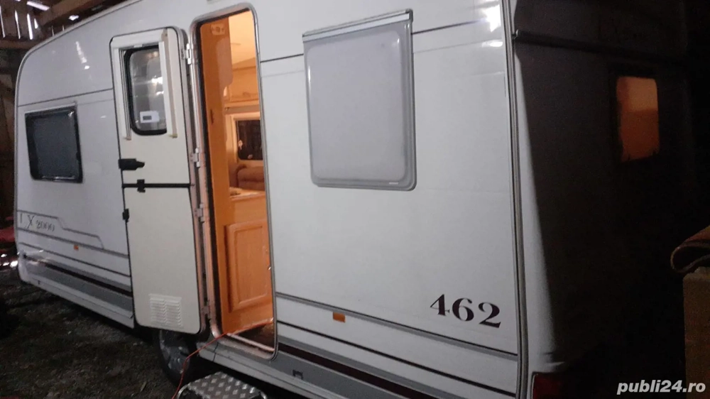 Caravană LUNAR în stare perfecta 