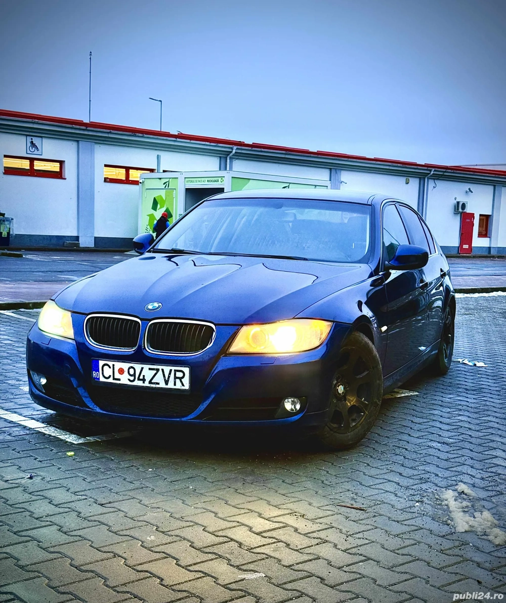 Vând BMW 320 An 2010