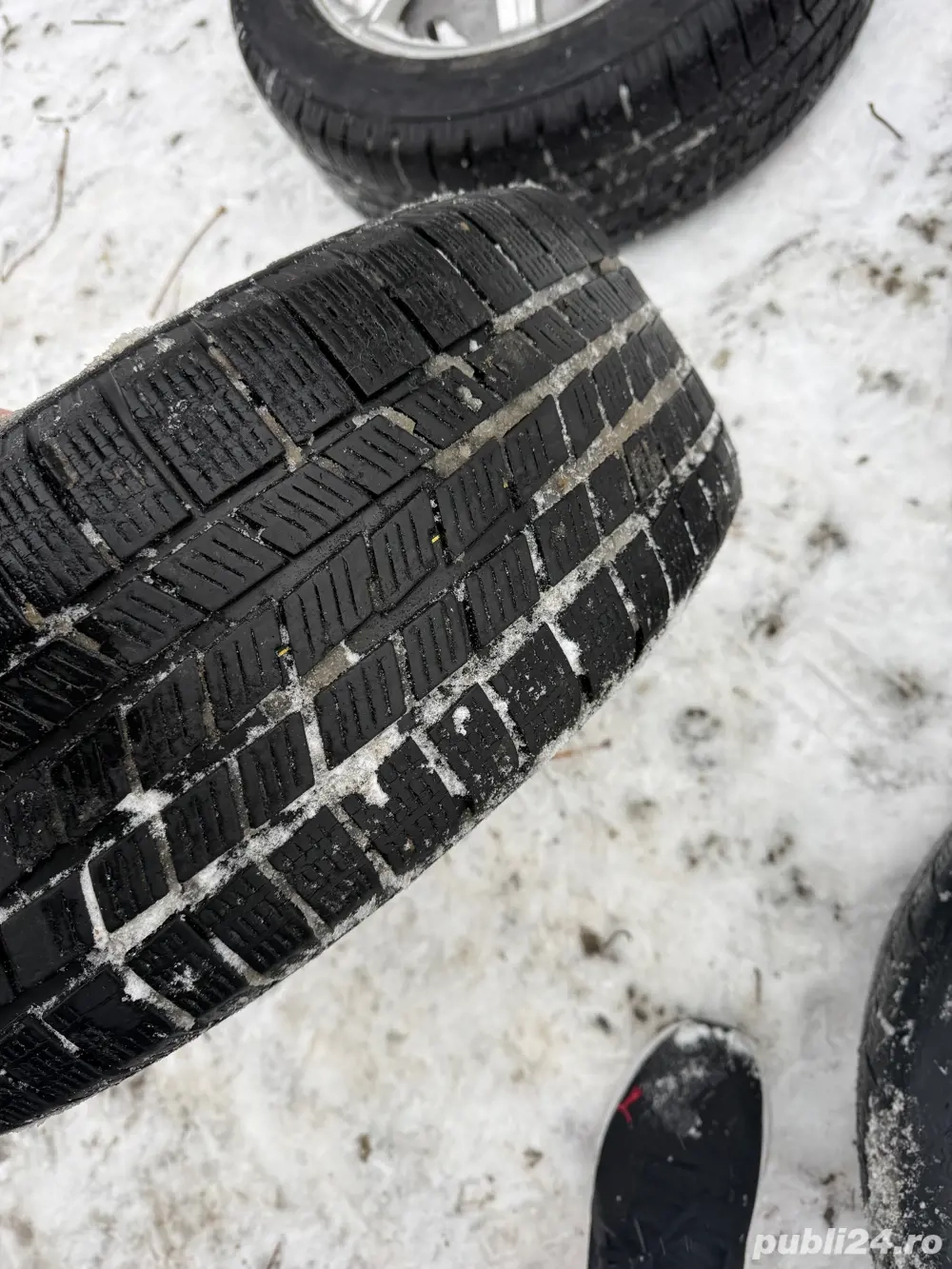 Vand set jante cu cauciucuri de iarna 205/55r16