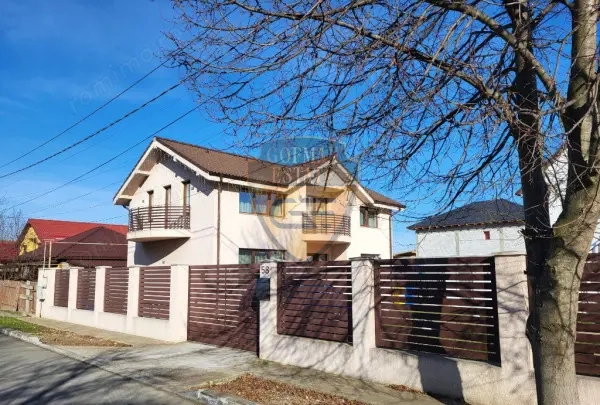 Casă 5 camere, P+M, parcare in curte, Cumpana, , termen lung, centrala gaz