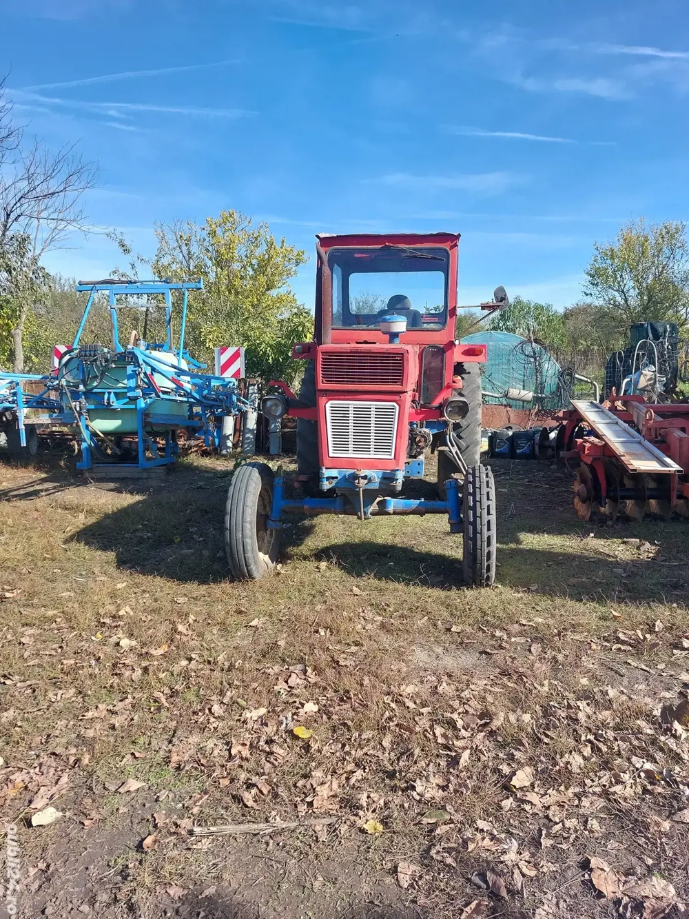 vând tractor u650   120cp