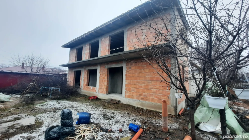 Casa P+E caramida Chercea