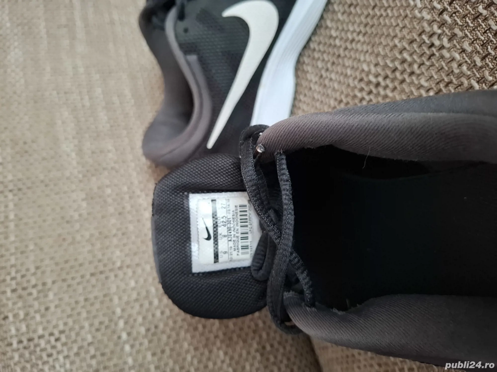 Adidași Nike originali 42,5