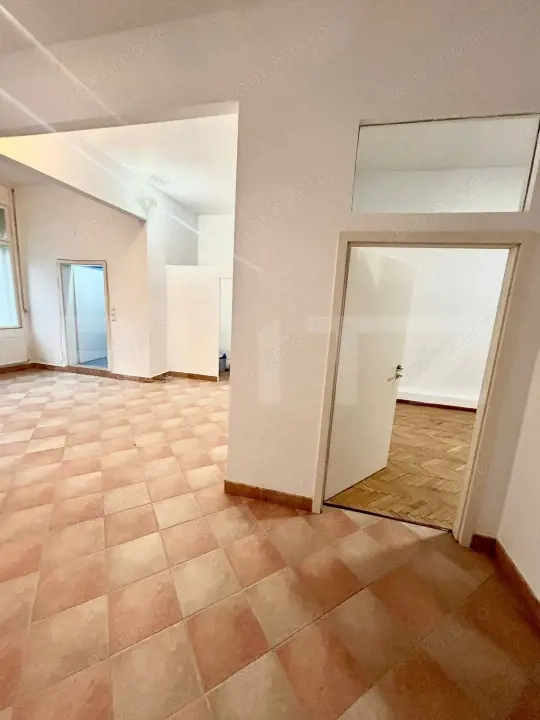 Apartament 5 camere, 125 mp, zona Central