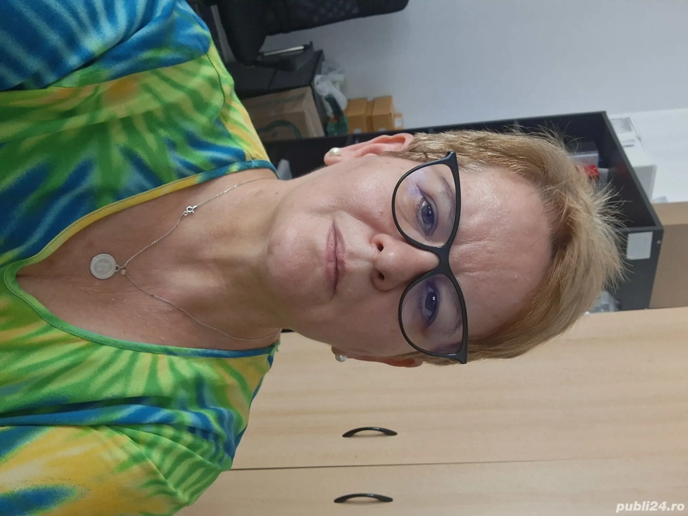 Bonă part-time începând cu ora 14