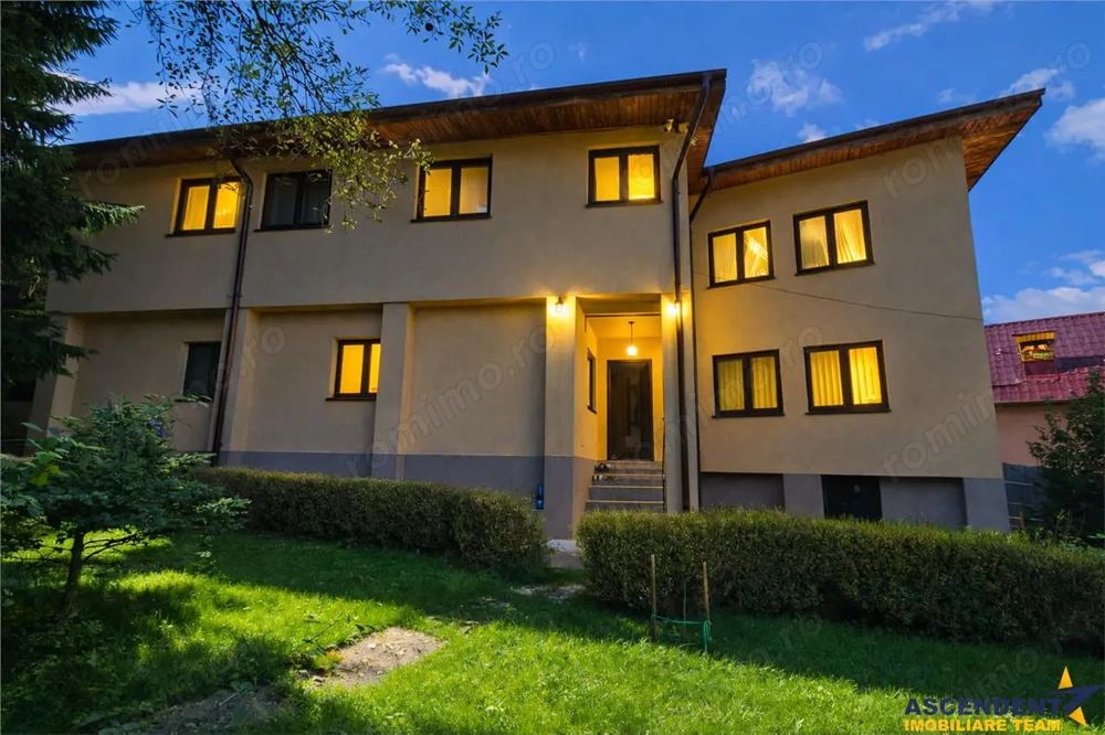 3D!Casa apreciabila,600mp teren,decor incantator, Rucar. Bran,Brasov