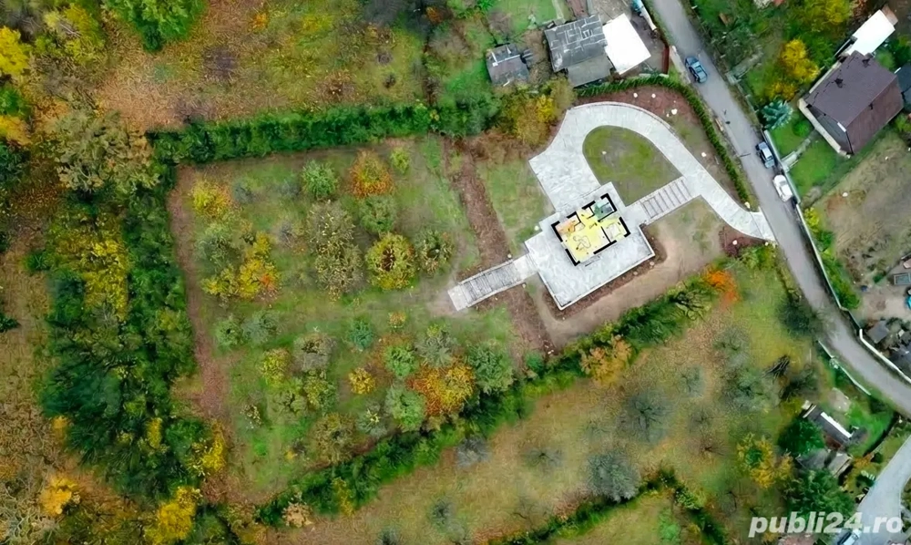 Teren 3600 mp langa Piatra Neamț, utilitati, asfalt