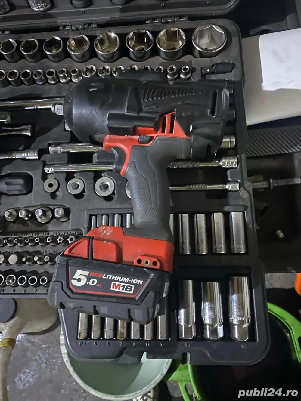 vand 2 pistoale milwaukee