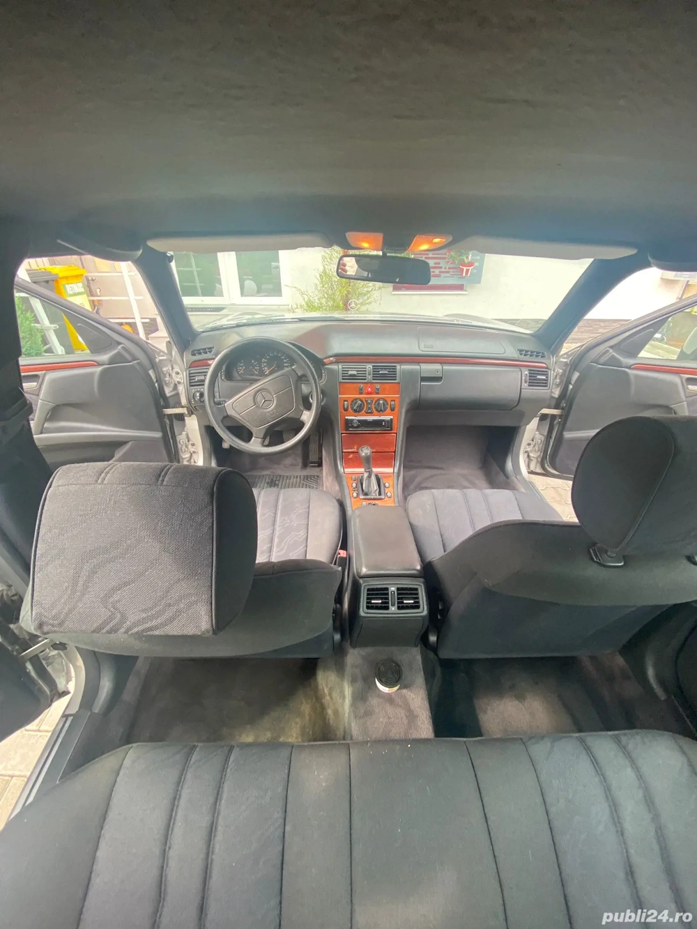 Mercedes W210 E200 clasic