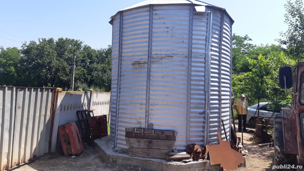 Vând siloz metalic pentru cereale și șnec