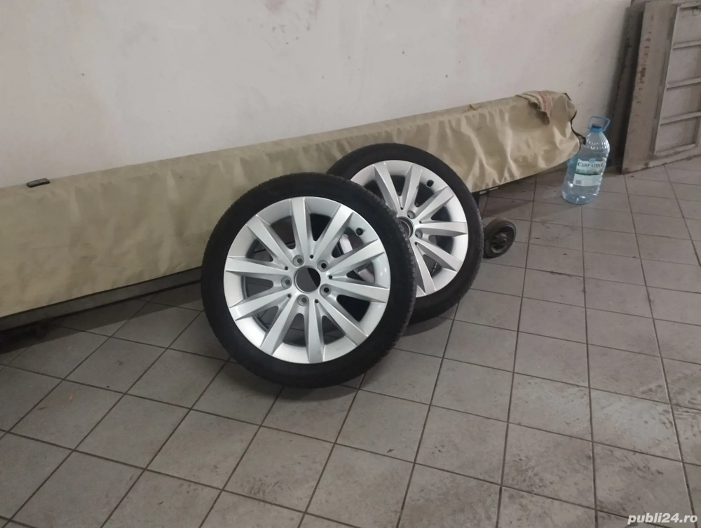 set 4 roti jante originale aliaj cu anvelope iarna Bridgestone