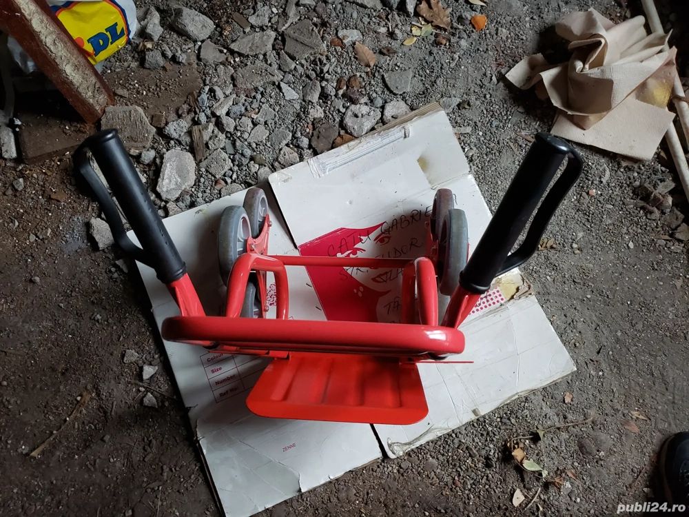 Căruț pentru transport mărfuri 