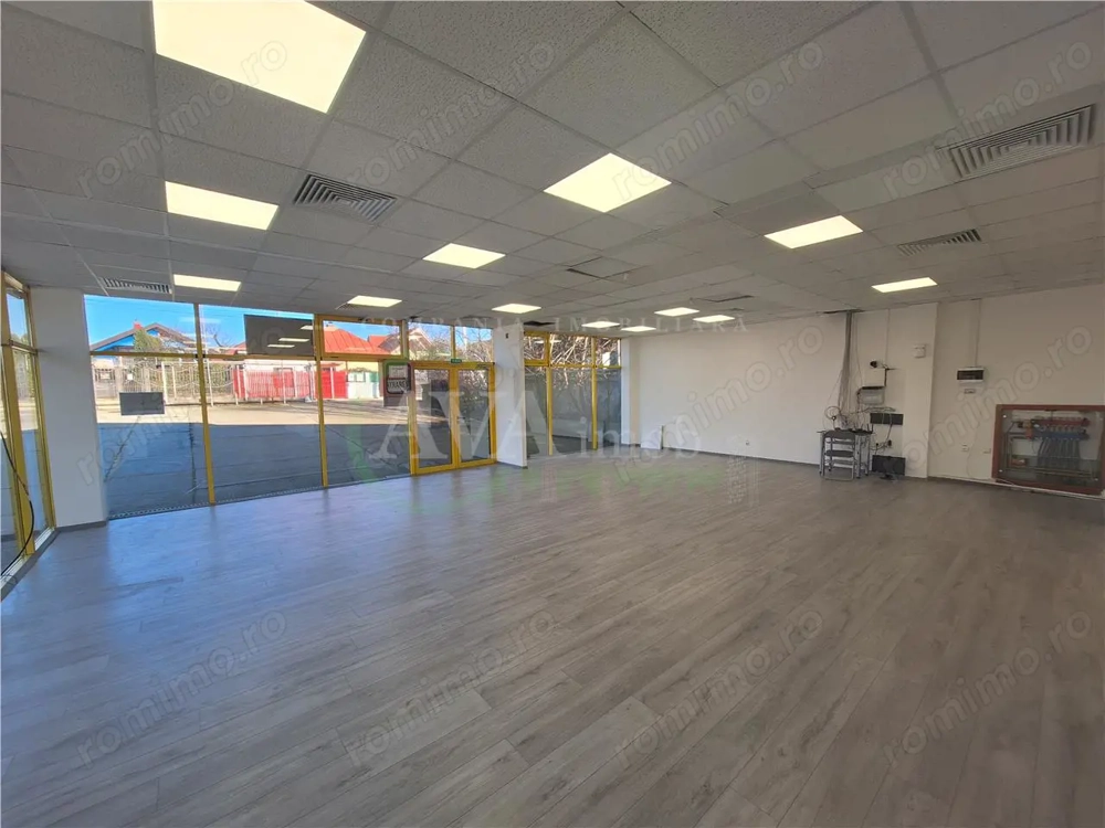 Showroom | 2 x Hale | Teren 1900 mp – inchiriere | vanzare, Bucegi