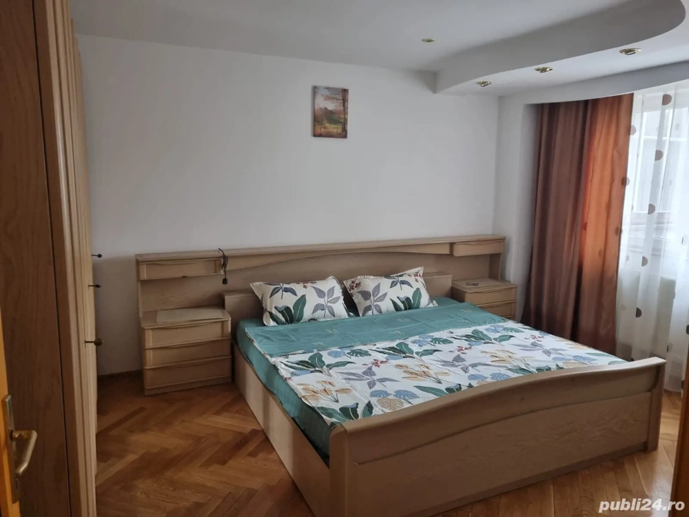 Apartament 4 camere   Vedere Spre Raul Olanesti   Ramnicu Valcea  