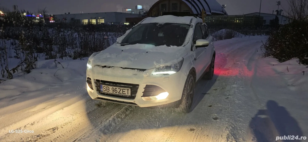 Vând Ford Kuga Titanium 4X4 2015 - ITP AUGUST 2026 sau schimb cu Ford Edge 4x4