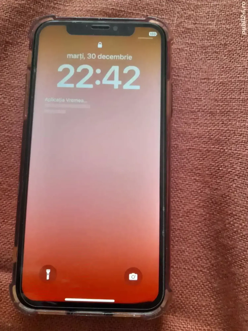 Vand Iphone X(10) putin folosit