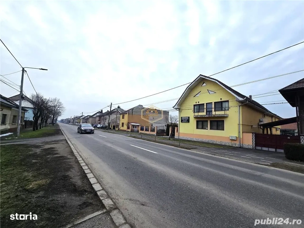  Cladire si Hala cu teren de 6.652 mp