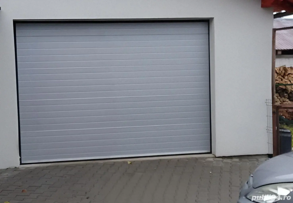 Usa de garaj second argintiu ral 9006 sau alb