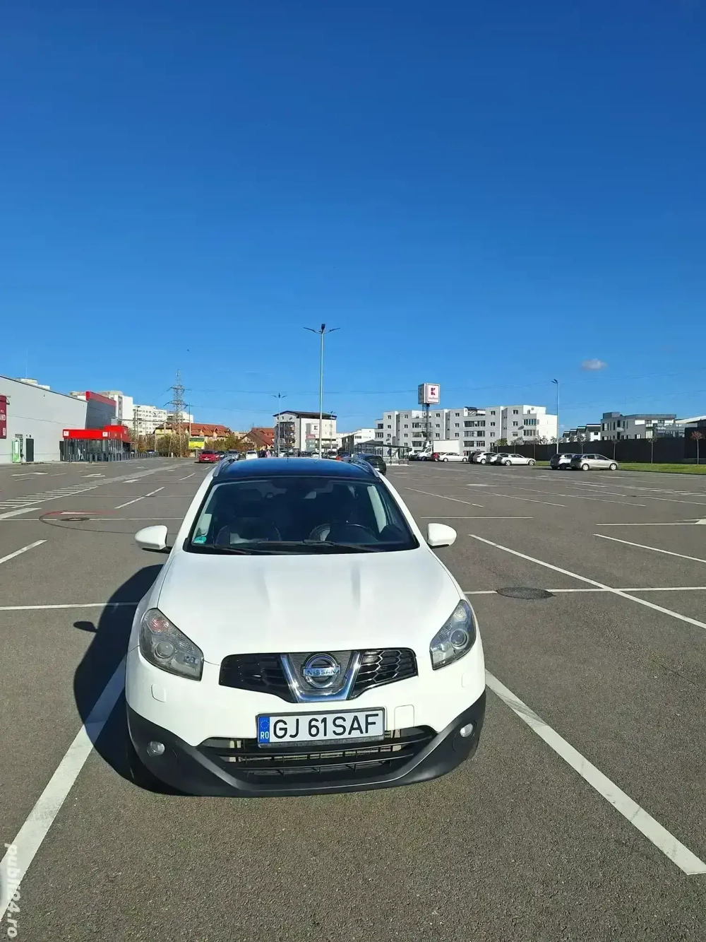 Vând Nissan Qashqai +2 EURO 5 2.0dci 