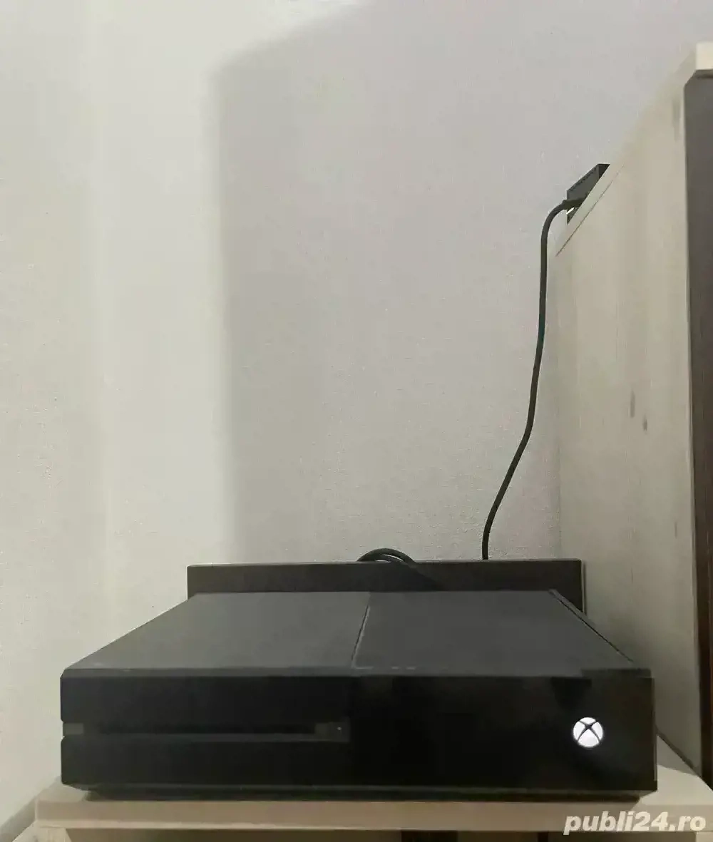 Vând xbox one 1tb întro stare buna de funcționare 
