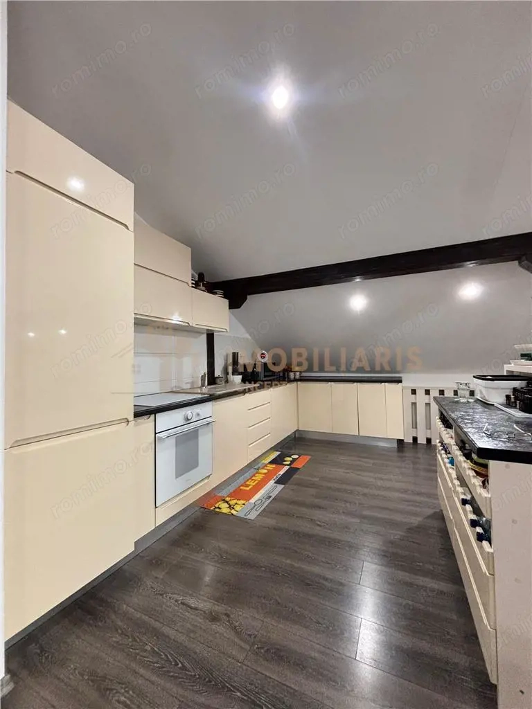 Apartament 3 camere zona Parcului Regina Maria