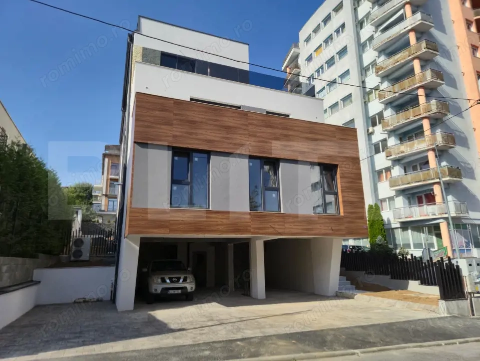 Investitie - Casă tip duplex, spațiu comercial și garaj - Andrei Muresanu