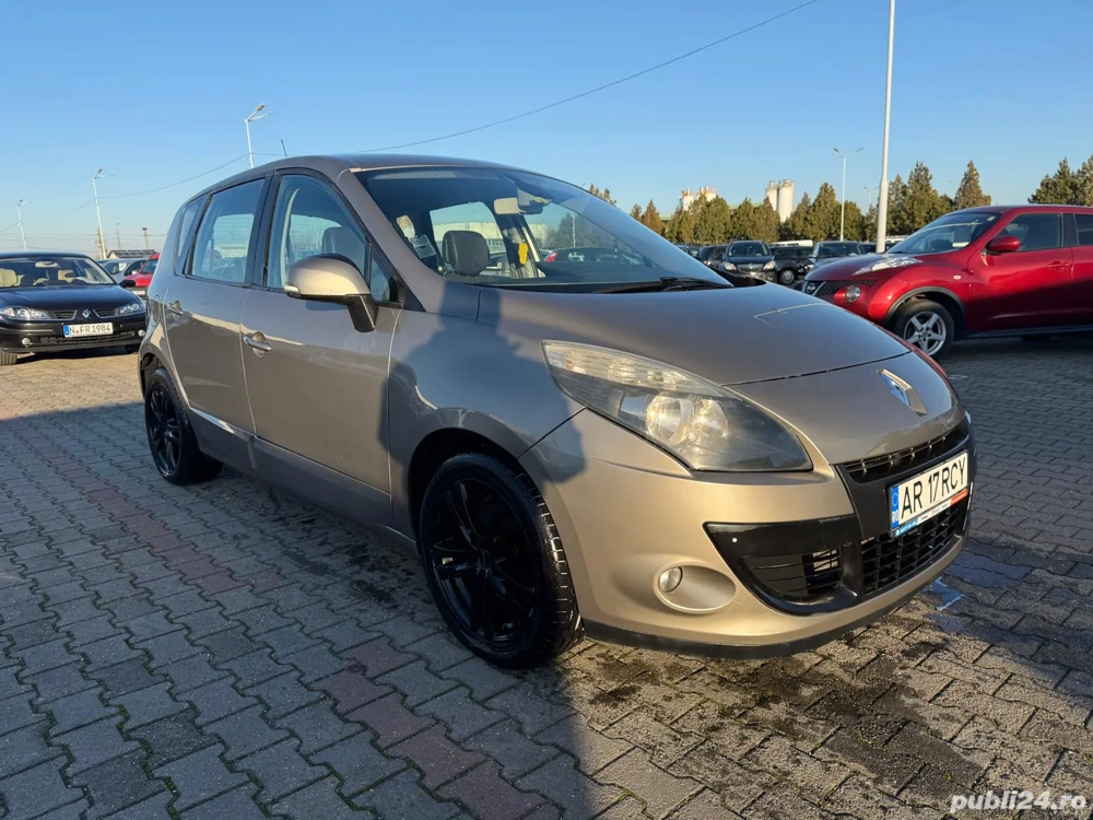 Renault Scénic 3 ,1.9 dCi 130 CP, facelift 2011. Gata de drum